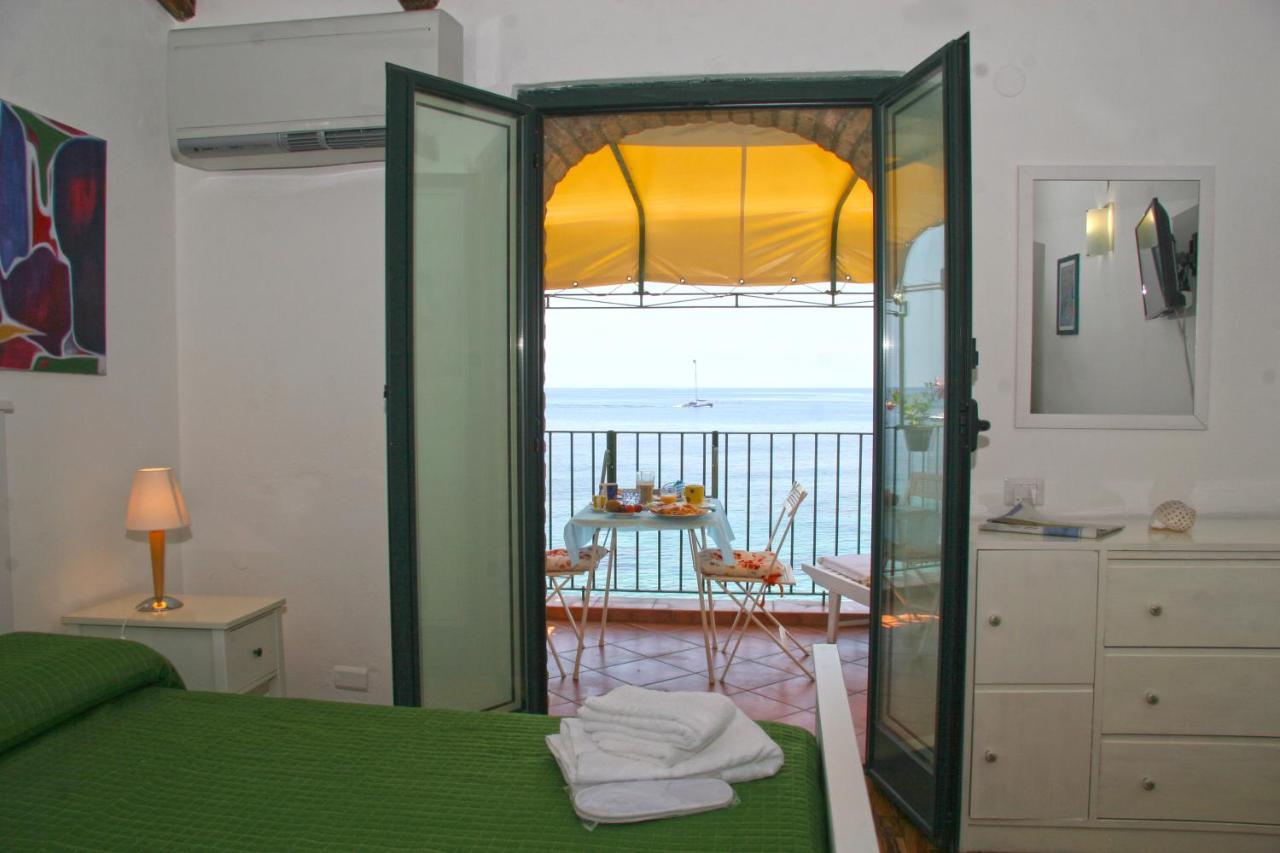 Bb Il Generale Scilla Exterior foto